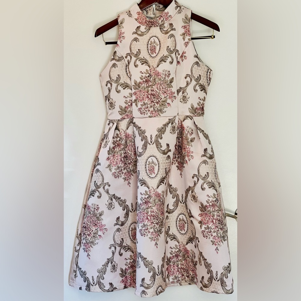 Pink Peony Baroque Jacquard floral sleeveless fit n flare dress size Medium (M)